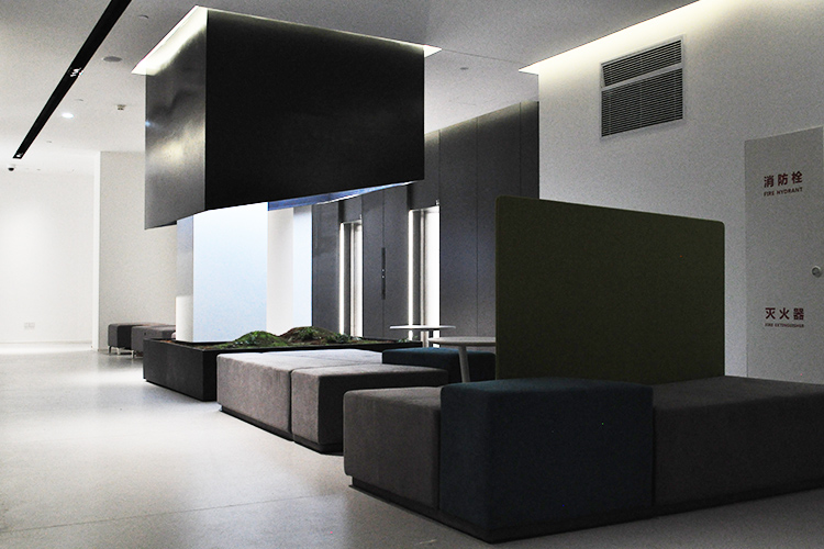 1538986674881968.jpg 大家庭5.jpg